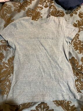 Abercrombie & Fitch Heather Gray Logo Tee